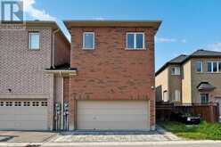 9 SUNNYSIDE HILL ROAD | Markham Ontario | Slide Image Forty-seven