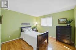 5 DRAKE BOULEVARD | Brampton Ontario | Slide Image Eight