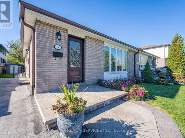 5 DRAKE BOULEVARD Brampton Ontario, L6T 3K7 - 3 Bedrooms Home For Sale
