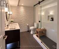 270 POPLAR DRIVE | Burlington Ontario | Slide Image Thirty-three