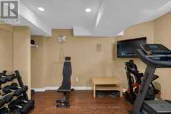 95 MADELAINE DRIVE | Barrie Ontario | Slide Image Fifteen