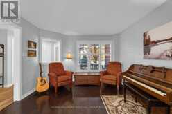 95 MADELAINE DRIVE | Barrie Ontario | Slide Image Three