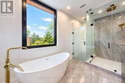 52 WILDWOOD AVENUE | Richmond Hill Ontario | Slide Image Thirteen