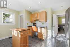 313 NORTH SHORE BOULEVARD | Burlington Ontario | Slide Image Twelve