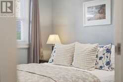 313 NORTH SHORE BOULEVARD | Burlington Ontario | Slide Image Seventeen