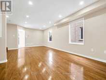 13 SEED COURT | Brampton Ontario | Slide Image Nine