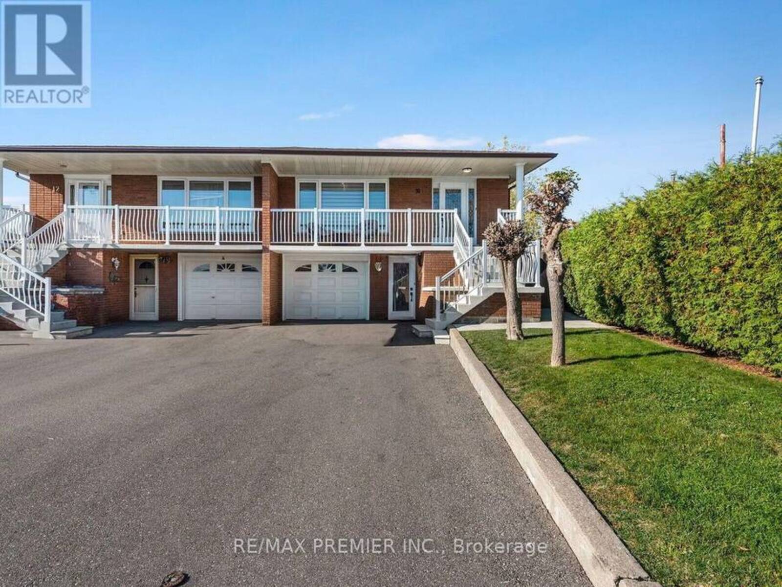 10 BRUNO COURT, Toronto, Ontario M9L 2J3