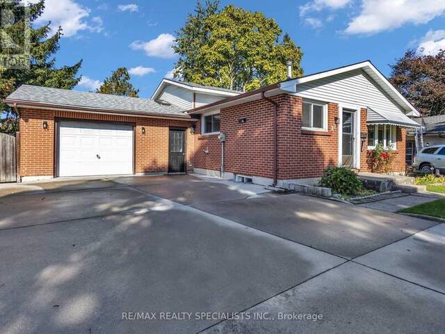27 TOULON CRESCENT London Ontario, N5V 1J4 - 4 Bedrooms Home For Sale