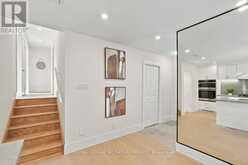 7 PARKSIDE DRIVE | East Gwillimbury Ontario | Slide Image Four