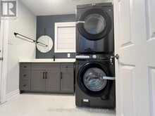 20 GRACE CRESCENT | Barrie Ontario | Slide Image Nine
