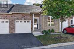 65 - 566 SOUTHRIDGE DRIVE | Hamilton Ontario | Slide Image Three