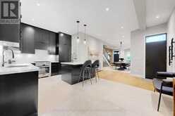 70 MAJOR STREET | Toronto Ontario | Slide Image Nine