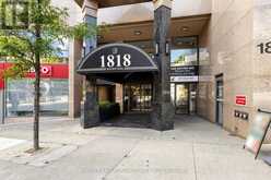 512 - 1818 BAYVIEW AVENUE | Toronto Ontario | Slide Image Two