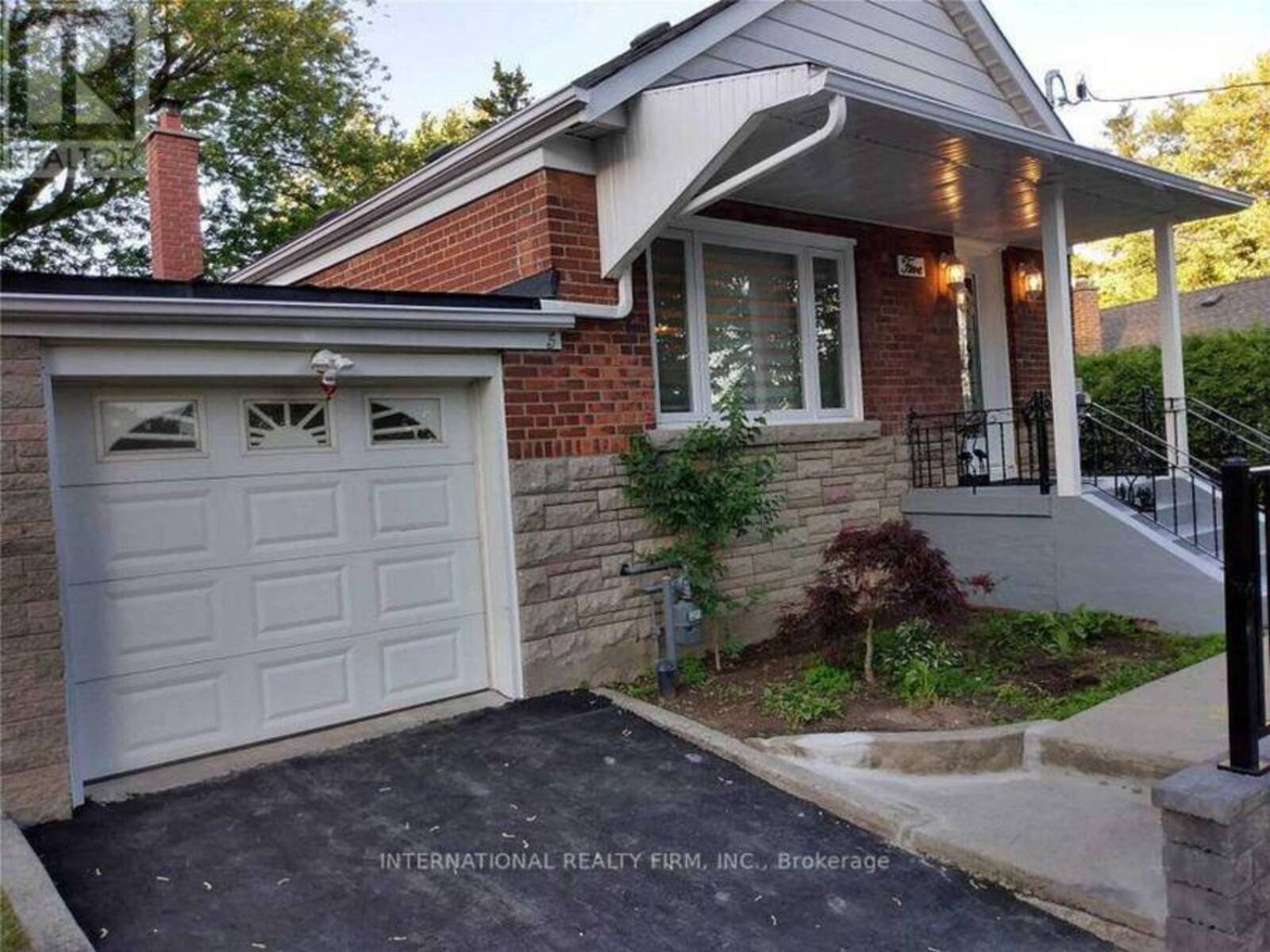5 AYLESFORD DRIVE, Toronto, Ontario M1N 1L6