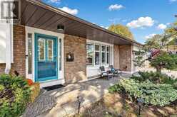 341 LYNNWOOD DRIVE | Oakville Ontario | Slide Image Four