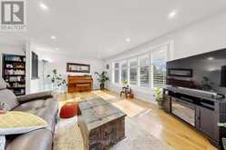 341 LYNNWOOD DRIVE | Oakville Ontario | Slide Image Six