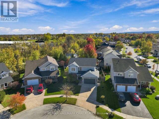 19 RIVER RUN Collingwood Ontario, L9Y 5J7 - 4 Bedrooms Home For Sale