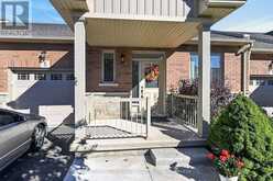 5 HILLGARTNER LANE | Binbrook Ontario | Slide Image Four