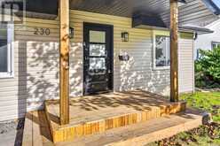 230 BAYVIEW AVENUE | Georgina Ontario | Slide Image Three