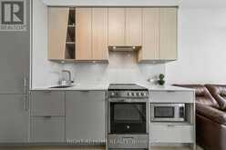 1405 - 3883 QUARTZ ROAD | Mississauga Ontario | Slide Image Five