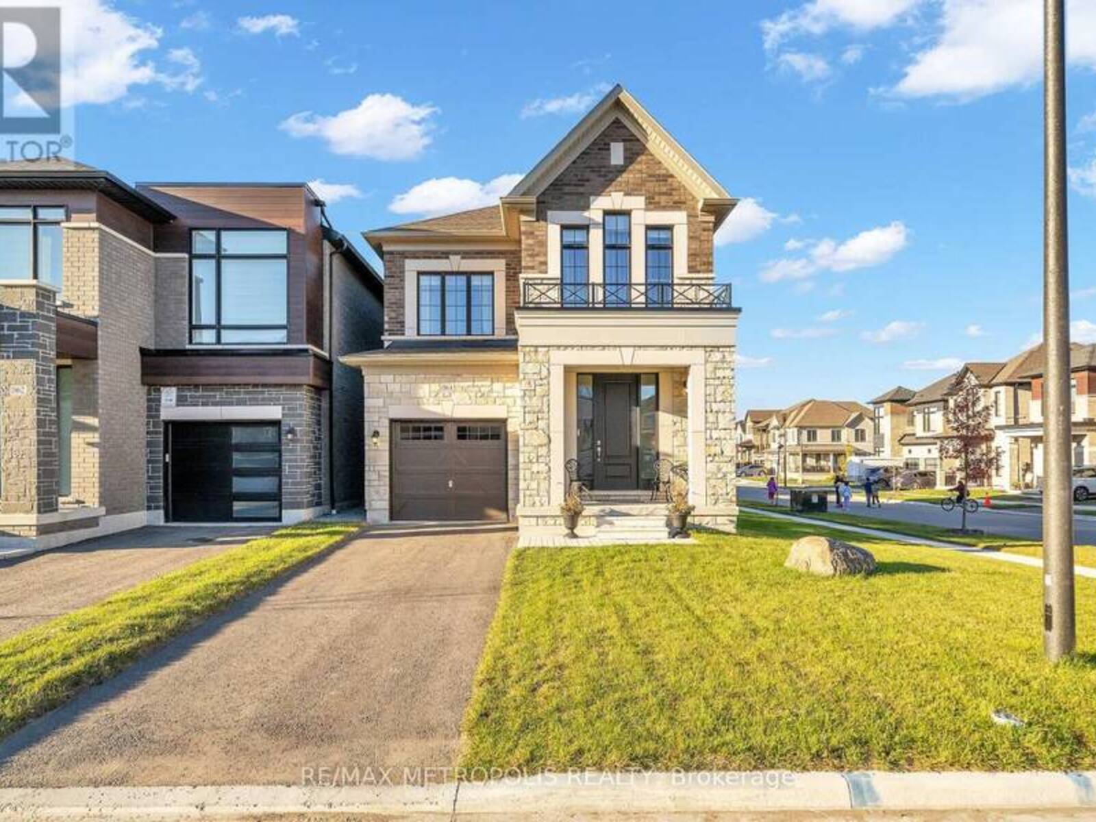 1864 LOTUS BLOSSOM ROAD, Pickering, Ontario L1Y 0B6