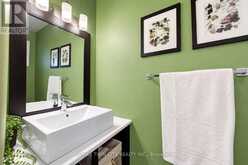 63 WINDING WAY | Kitchener Ontario | Slide Image Six
