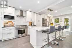515 OAKWOOD DRIVE | Pickering Ontario | Slide Image Nine