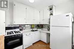 72 NEWPORT AVENUE | Toronto Ontario | Slide Image Fifteen