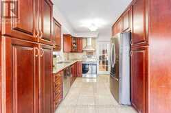 215 KINGKNOLL DRIVE | Brampton Ontario | Slide Image Nineteen