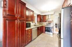 215 KINGKNOLL DRIVE | Brampton Ontario | Slide Image Twenty