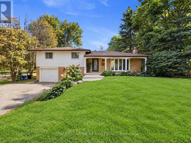 205 SUNNYRIDGE ROAD Hamilton Ontario, L0R 1R0 - 3 Bedrooms Home For Sale