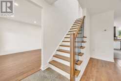 13 IRISH LANE | Barrie Ontario | Slide Image Sixteen
