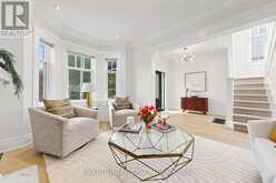 156 HAMPTON AVENUE | Toronto Ontario | Slide Image Eight