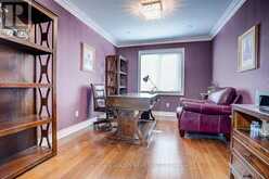 725 EXCELLER CIRCLE | Newmarket Ontario | Slide Image Eleven