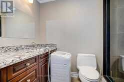 725 EXCELLER CIRCLE | Newmarket Ontario | Slide Image Thirty-six
