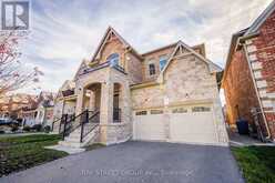 3 MANOR HAMPTON STREET | East Gwillimbury Ontario | Slide Image Two