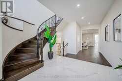 3 MANOR HAMPTON STREET | East Gwillimbury Ontario | Slide Image Eight