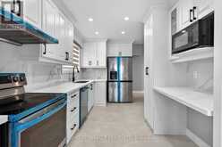 18 RUBYDALE GARDENS | Toronto Ontario | Slide Image Thirteen