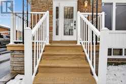18 RUBYDALE GARDENS | Toronto Ontario | Slide Image Three