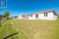 291 LAKE BREEZE DRIVE | Goderich Ontario | Slide Image Three