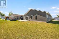 256 LAKE BREEZE DRIVE | Goderich Ontario | Slide Image Three