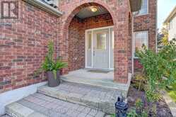 733 CHESAPEAKE DRIVE | Waterloo Ontario | Slide Image Three