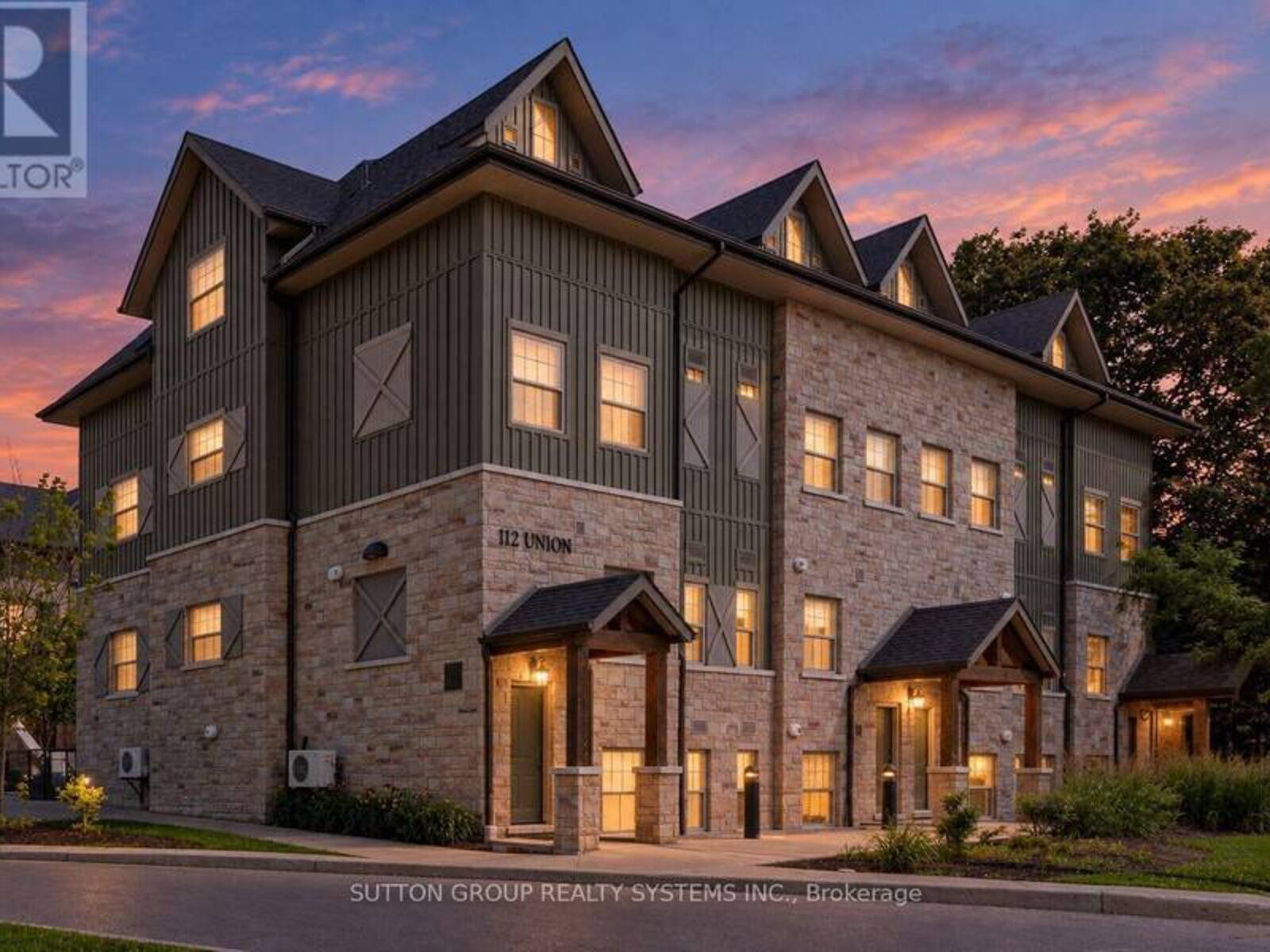 A302 - 112 UNION STREET E, Waterloo, Ontario N2J 0E4