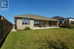 3591 MIA LANE | Plympton-Wyoming Ontario | Slide Image Thirty-two