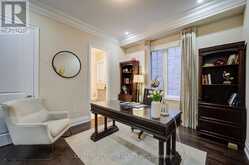 6 HACKWOOD HEIGHTS | Brampton Ontario | Slide Image Ten