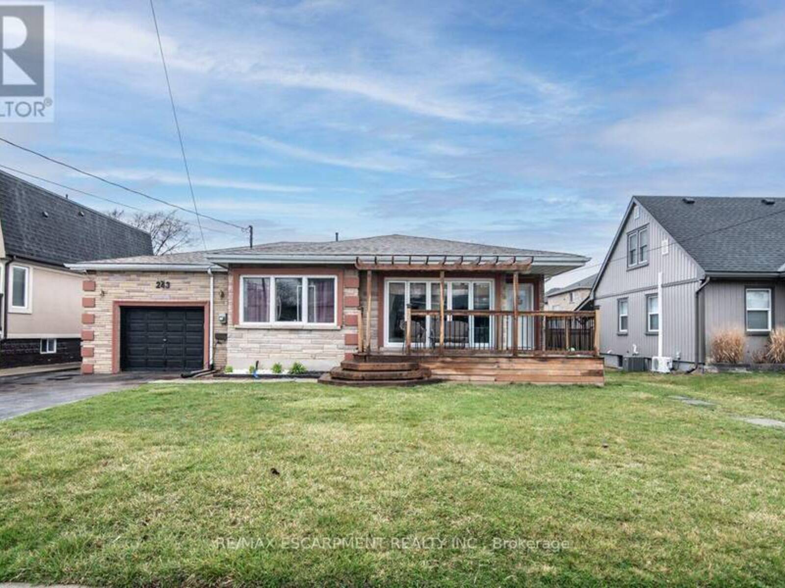 243 FEDERAL STREET, Hamilton, Ontario L8E 1P6
