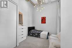 210 - 380 MACPHERSON AVENUE | Toronto Ontario | Slide Image Nine
