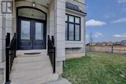 1416 FORD STRATHY CRESCENT | Oakville Ontario | Slide Image Three
