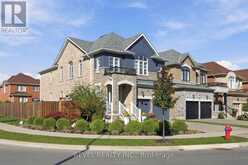 97 NARBONNE CRESCENT | Hamilton Ontario | Slide Image Three