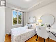 60 DELABO DRIVE | Toronto Ontario | Slide Image Twelve